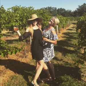 Meet your Posher, Leslie